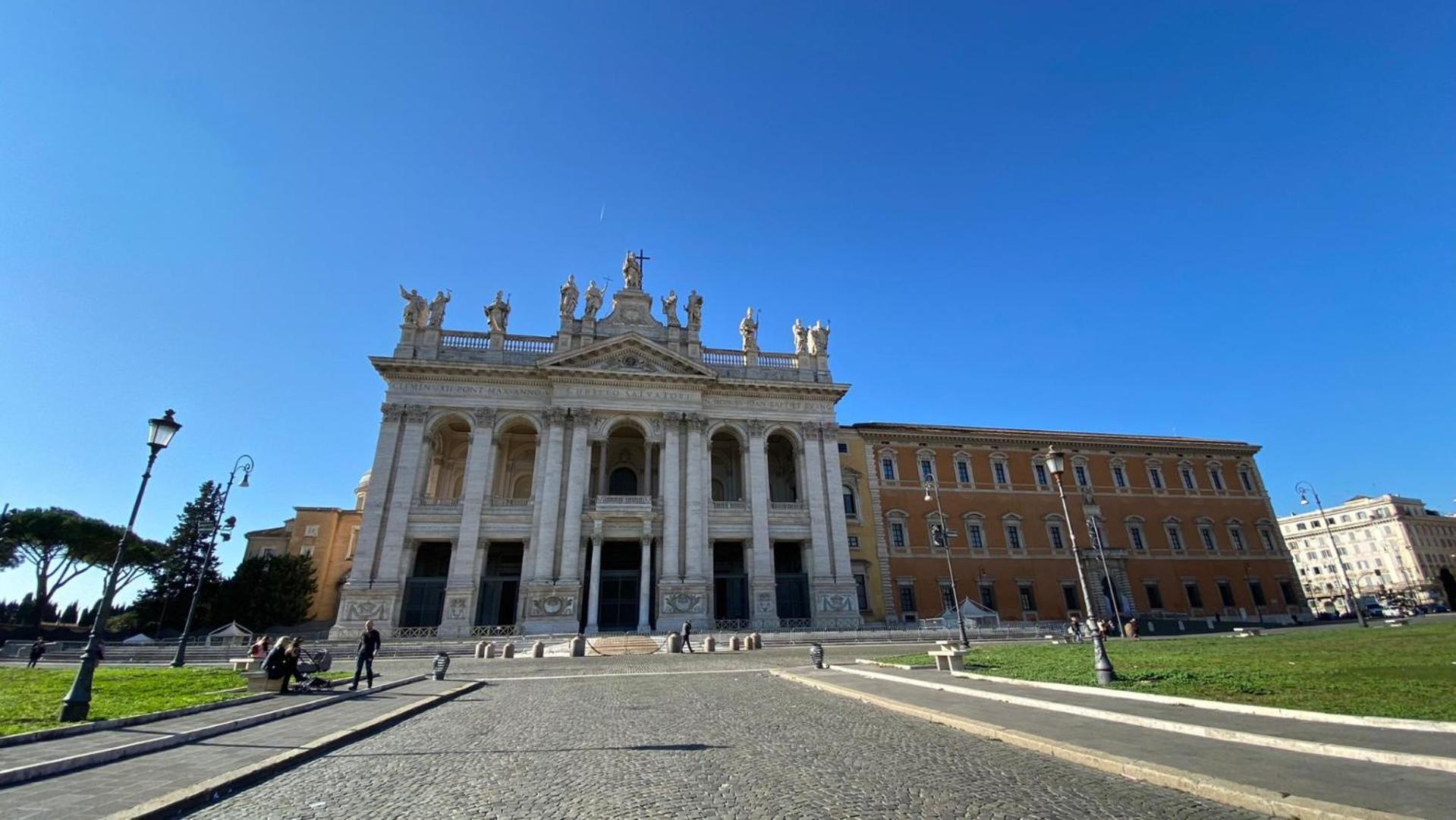 In The Heart Of San Giovanni Roma Exterior foto